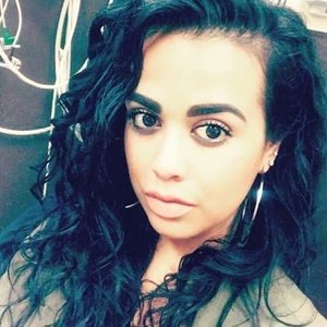 Meet your Posher, Lillian